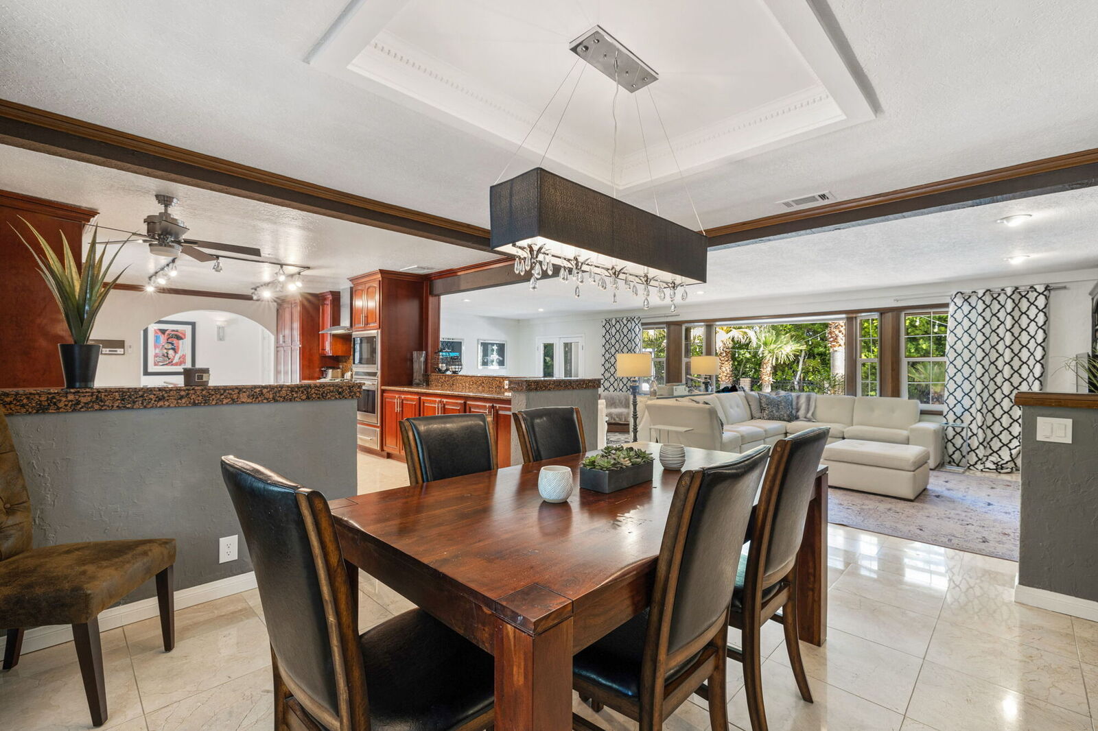 Dining area with seating for the whole group